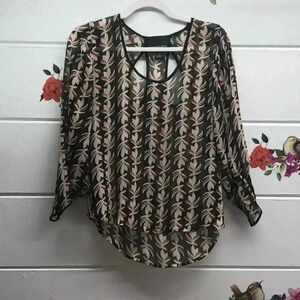 Women’s top size small Cynthia Rowley